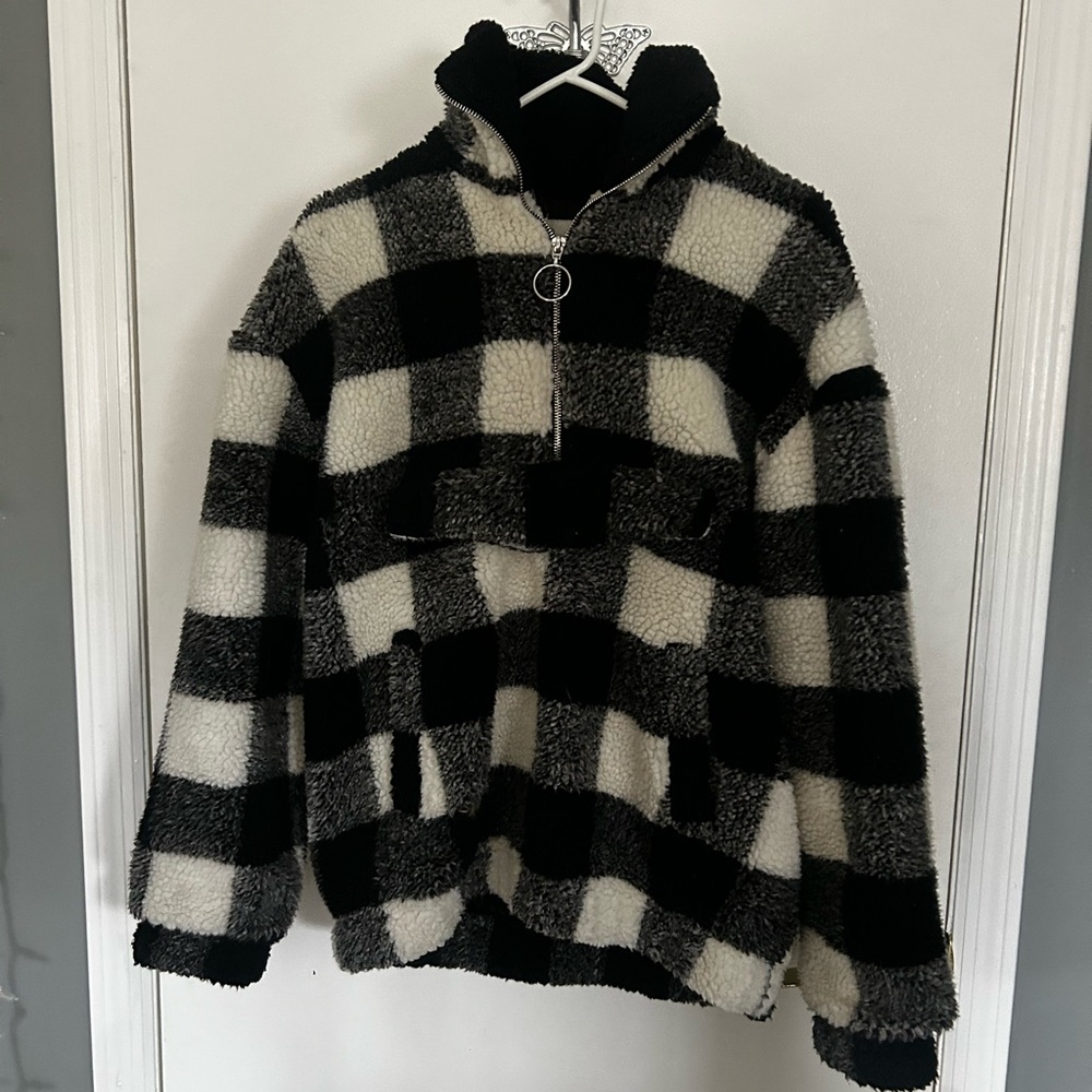 Cozy Black and White Checkered Pullover